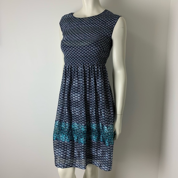 Max Studio Dresses & Skirts - 🌟2/$30! MAX STUDIO Stretchy Dress